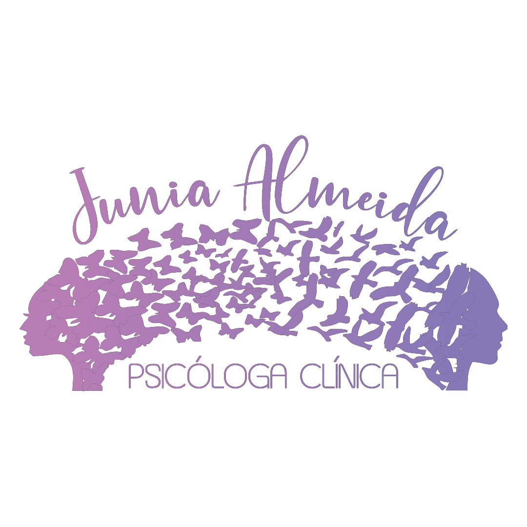 Junia Almeida - Psicóloga Clínica